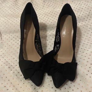 Like new LC black heels